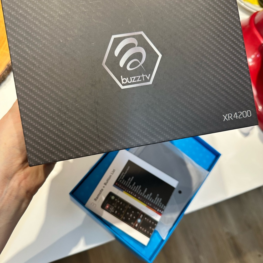BuzzTV XR 4200 Streaming Box